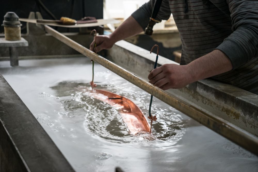 Four Common Metalizing Methods On Plastic