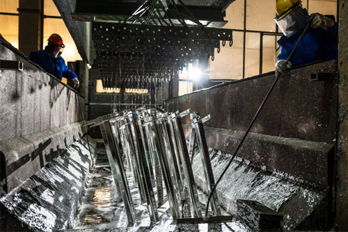 Metallizing Versus Hot-Dip Galvanizing